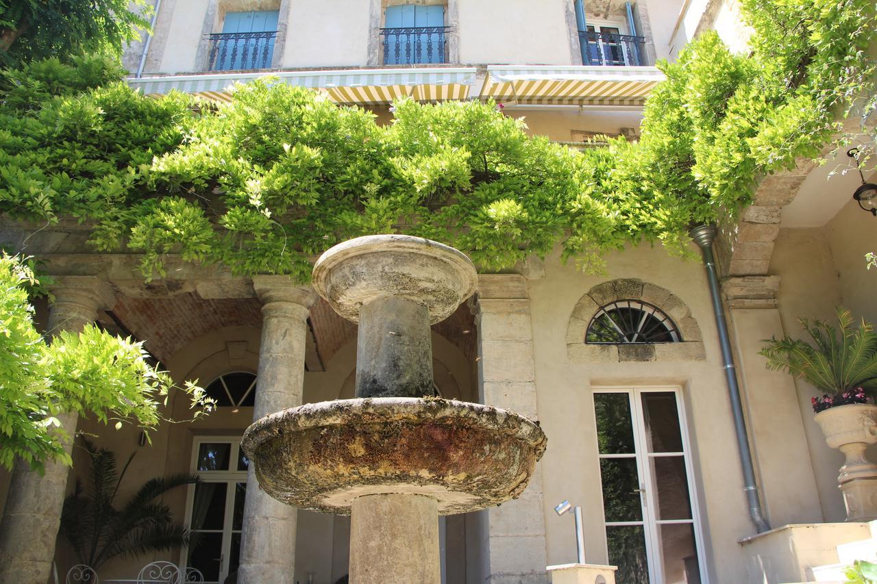 Hotel Cinq & Sept Roujan Exterior foto